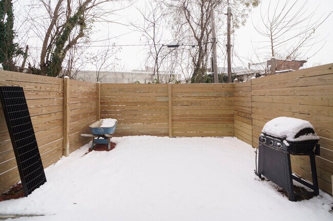 private patio - 1919 N 5th St