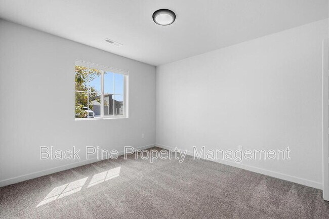 Building Photo - 7631 E Merganser Dr