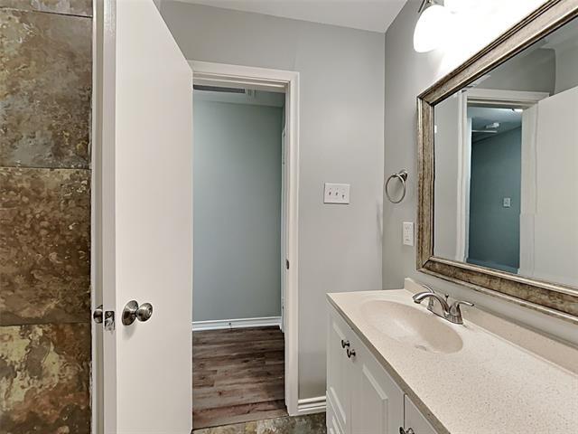 Building Photo - 3559 Park Ln