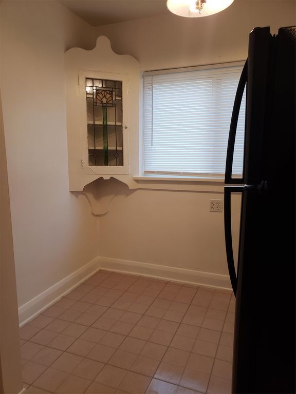 Building Photo - 1442 Schuyler Rd