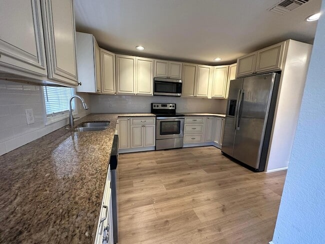 Building Photo - 340 Walton Blvd