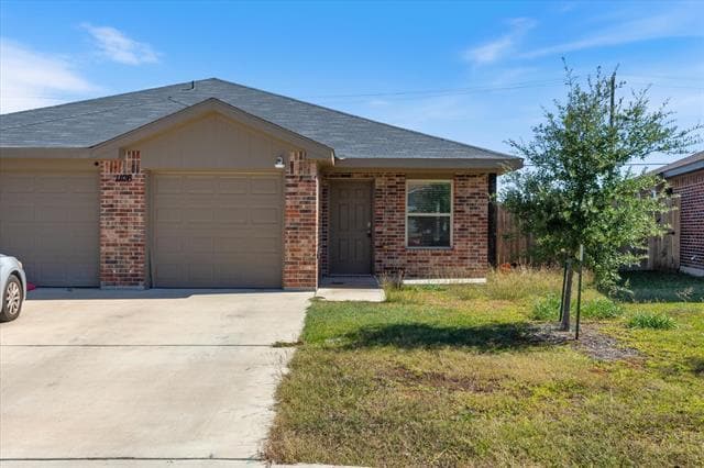 Building Photo - 1106 Barbara Jordan St