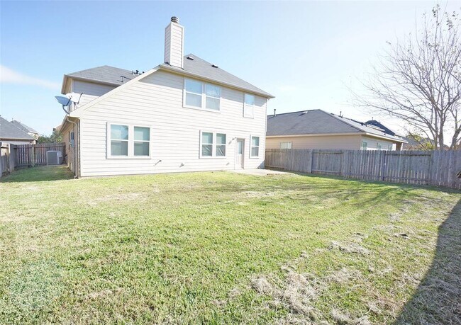 Building Photo - 24503 Hikers Bend Dr