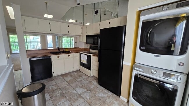 Building Photo - 15178 Parkside Dr