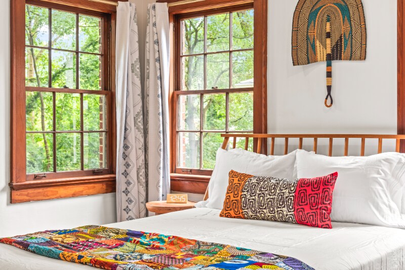 Building Photo - 949 Victory Dr SW