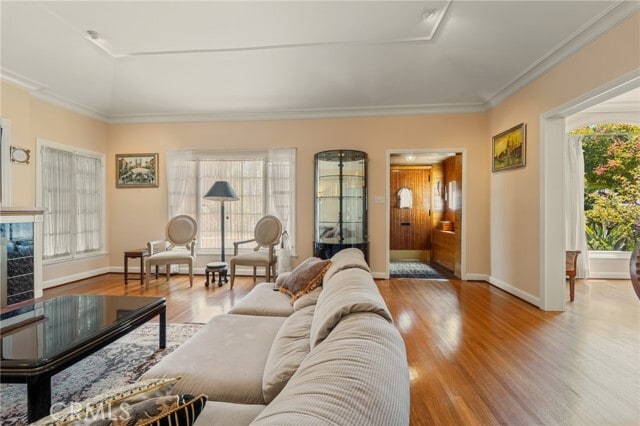 Building Photo - 233 S Swall Dr