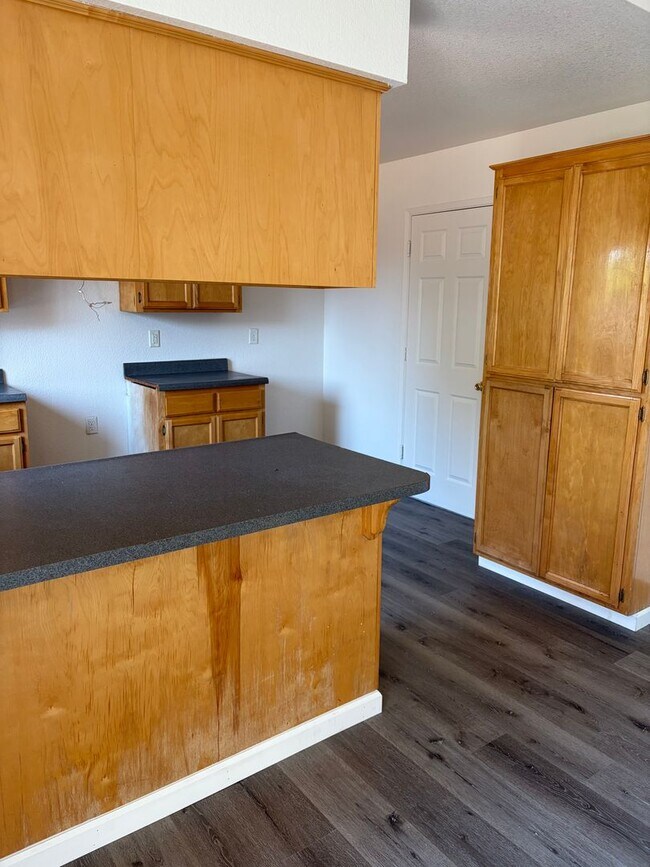 Building Photo - 96 E San Clemente Ct