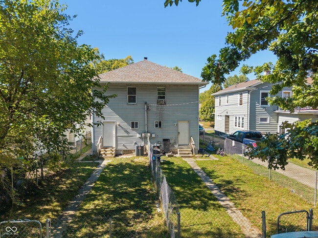 Building Photo - 717 N Grant Ave