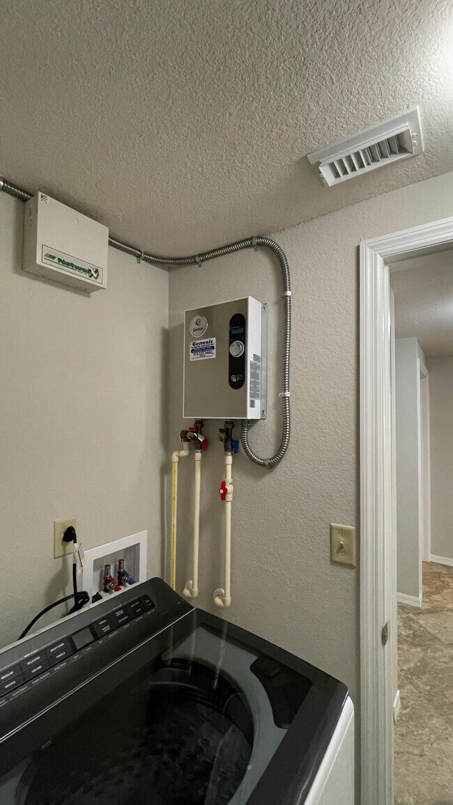 Building Photo - 170 SW Peacock Boulevard 36-104 Port Saint...