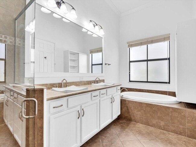 Building Photo - 2680 NW 84th Way