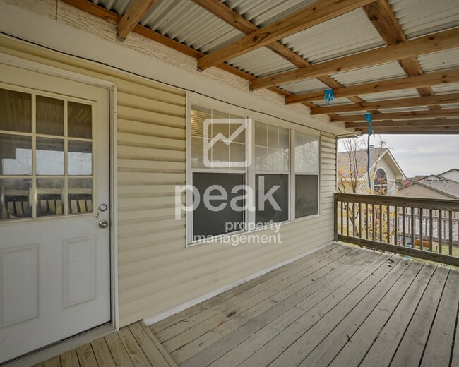 Building Photo - $2000! 3Bed/2.5Bath home in west Fort Worth!  Apply by 9/8 for Labor Day Savings! See description!