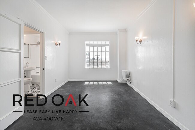 Building Photo - 535 S Gramercy Pl