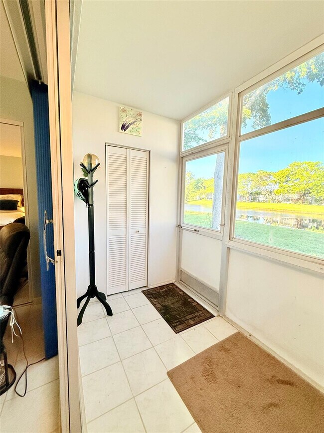 Building Photo - 42 Tilford C