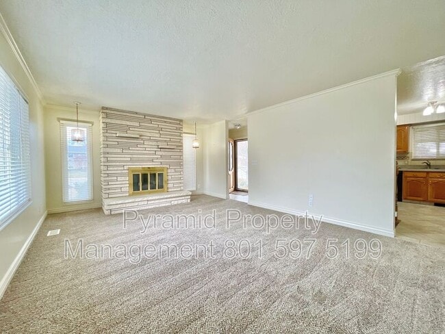 Building Photo - 8298 Harrison Cir