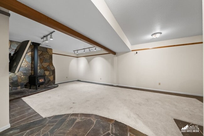 Building Photo - Towne East Single Family Home