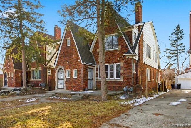 Building Photo - 14615 Winthrop St