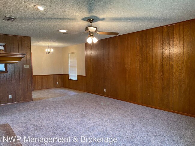 Building Photo - 2 br, 1 bath House - 1618 Susan Dr.