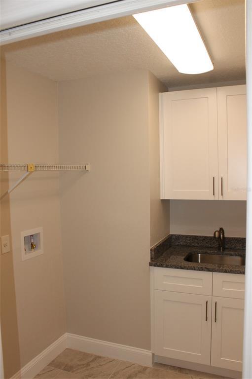 Building Photo - 668 Lamoka Ct