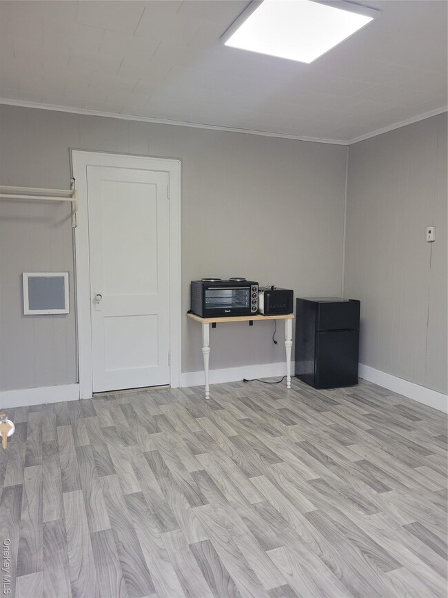 Primary Photo - 200 Fosler Rd