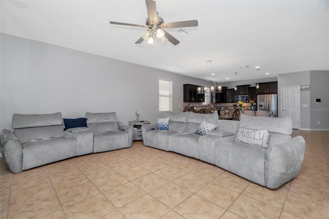 Building Photo - 5015 Laurel Creek Pl