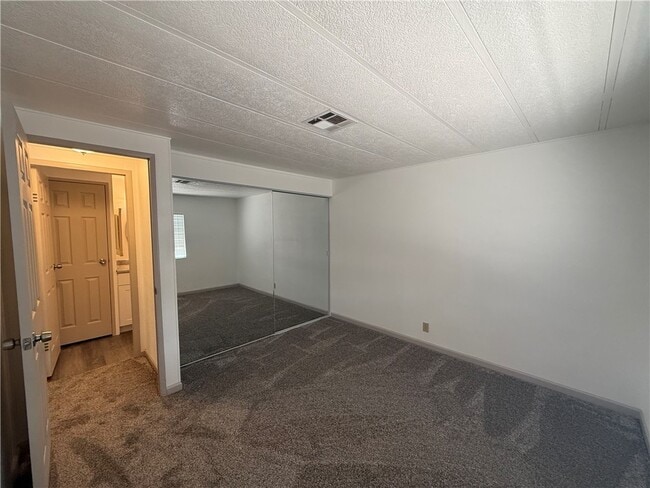 Building Photo - 2275 Lass Ave