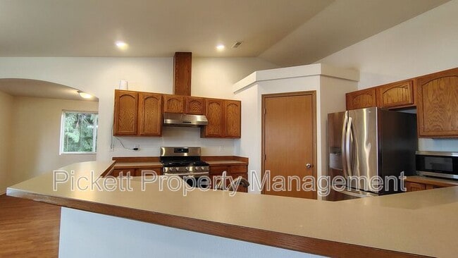 Building Photo - 28802 WA-104