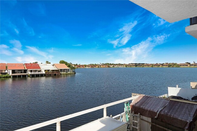 Building Photo - 5530 W 26th Ct