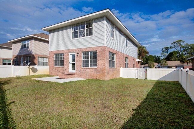 Building Photo - 722 Marsh Harbor Dr