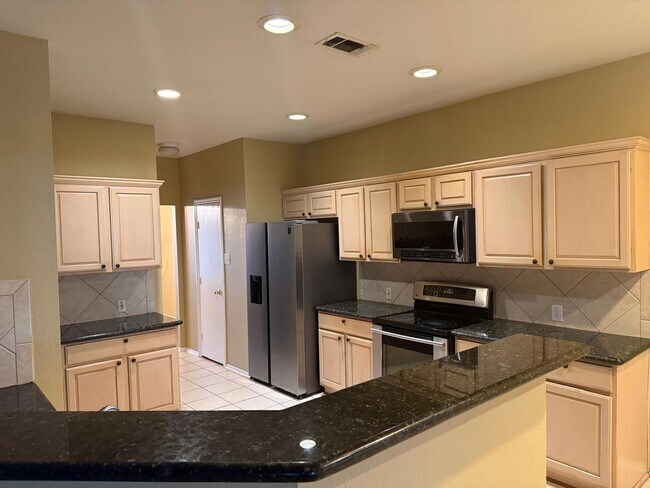 Building Photo - 8406 Manassas Ln