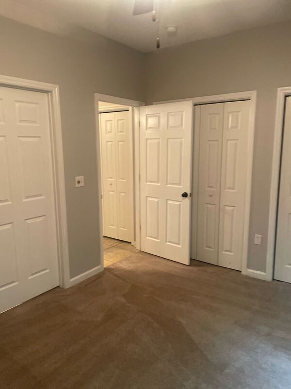 Building Photo - 2183 Del Carmel Way
