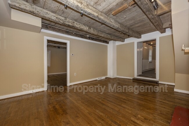Building Photo - 106 Potomac St