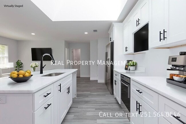 Building Photo - 5023 Santos Dr W