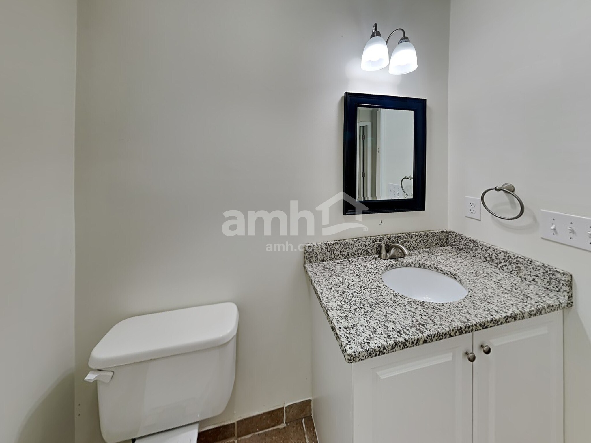 Building Photo - 8616 Warwick Crest Ln