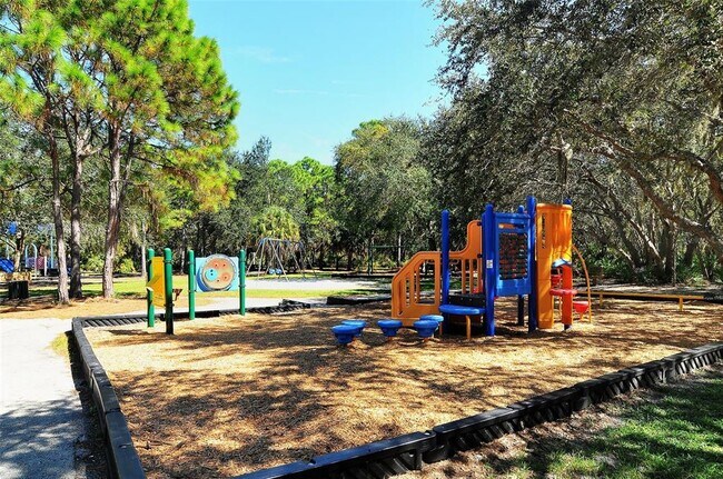 Building Photo - 8375 Glen Rose Way