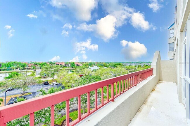 Building Photo - 2333 Feather Sound Dr