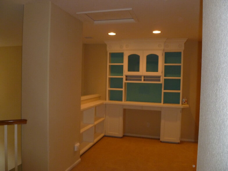 Loft Area..Second Floor - 3009 Rock Creek Dr