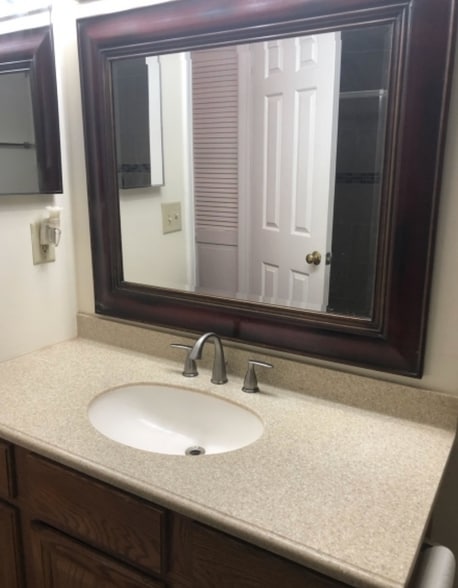 Building Photo - 217 Alexandria Way