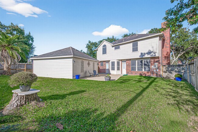 Building Photo - 14015 Wheatbridge Dr