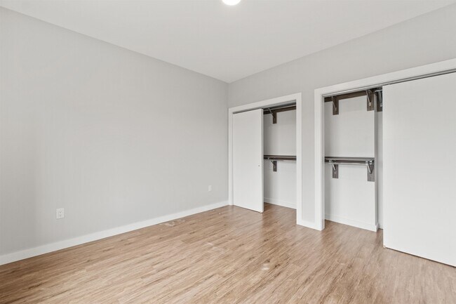 Building Photo - 662 Avenue C