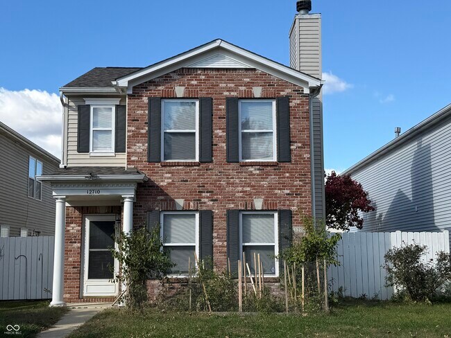 Primary Photo - 12710 Courage Crossing