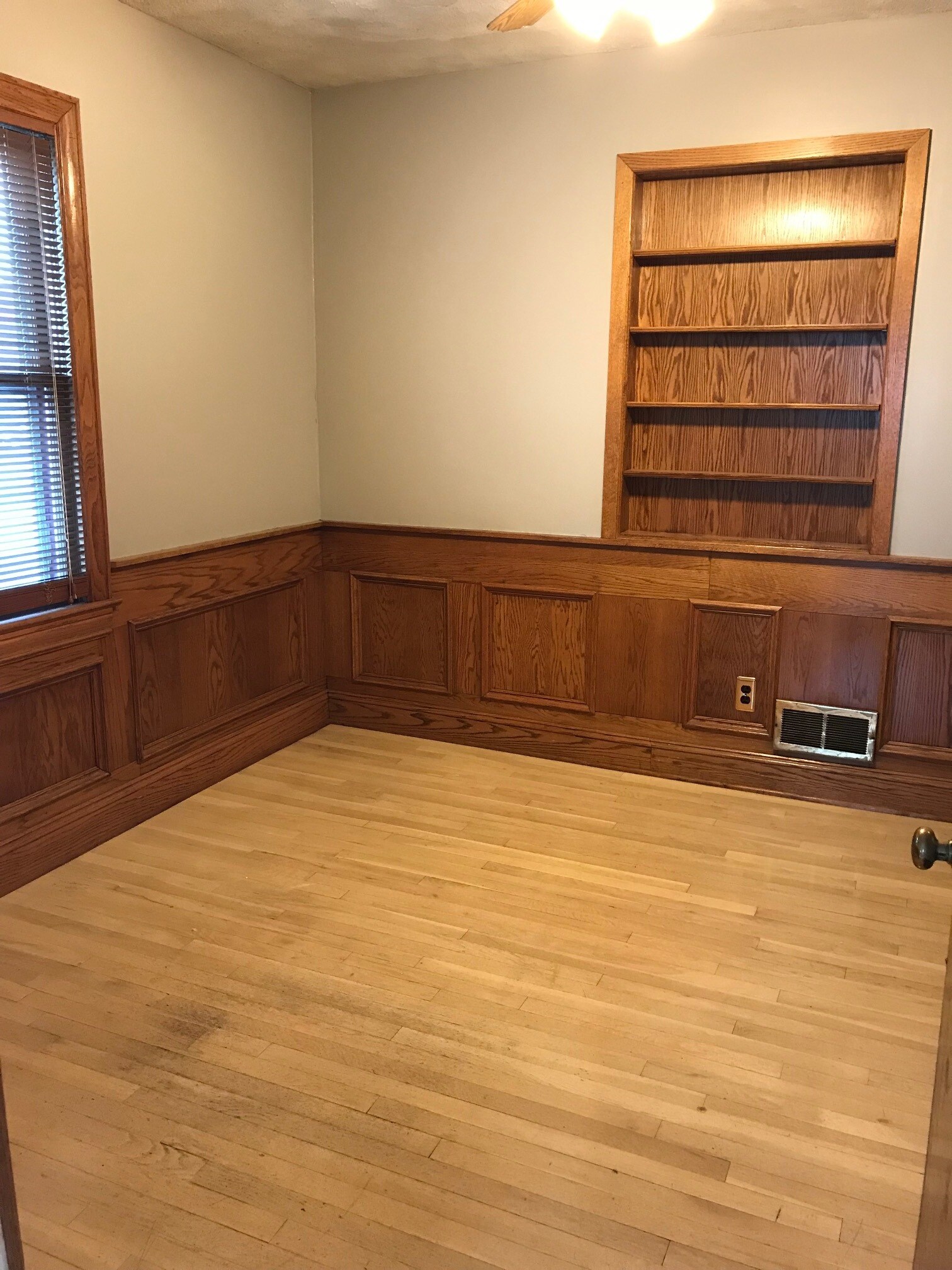 bedroom #5 - 9044 Rhode Island Ave