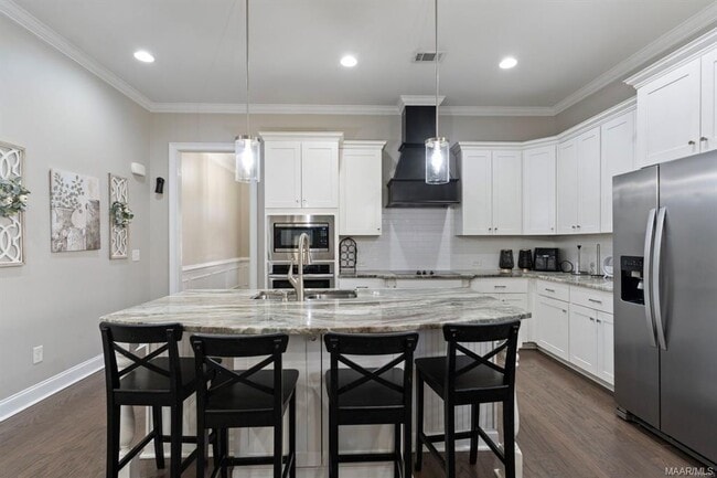 Building Photo - 522 Jeffrey Dr