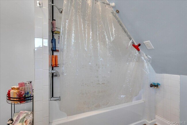 Building Photo - 10 Spartan Pl