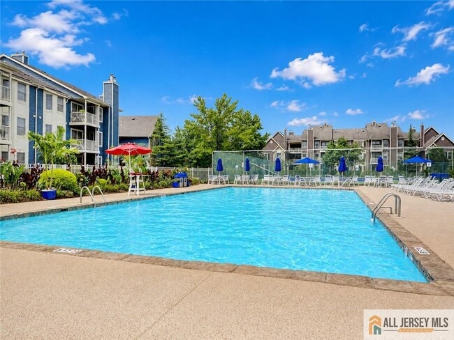 Building Photo - 130 Longfield Ct