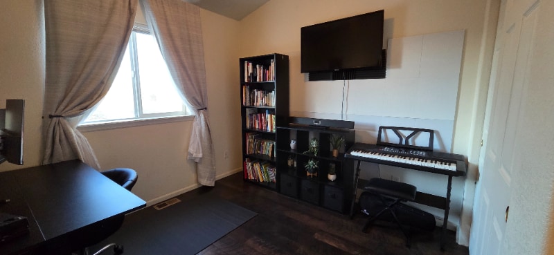 Building Photo - 721 Waterglen Dr