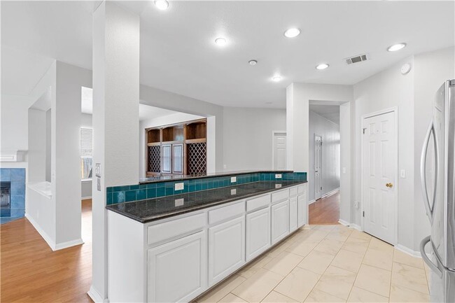 Building Photo - 4036 Barlow Dr