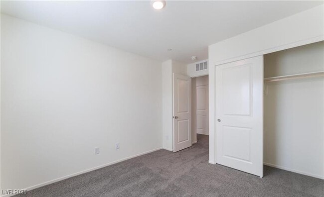 Building Photo - 6956 Honor Hl St