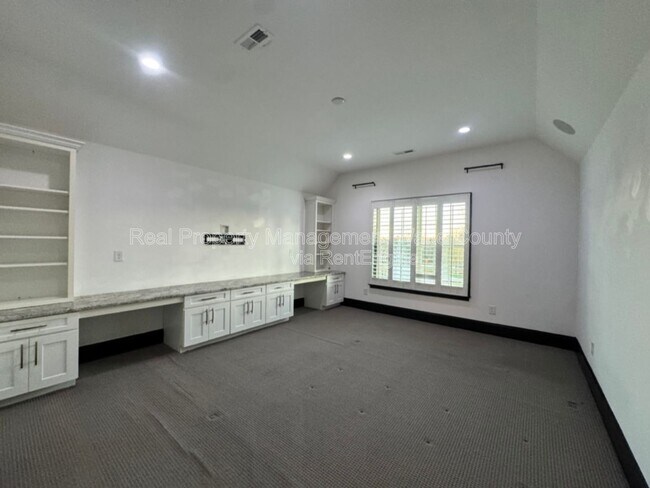 Building Photo - 1021 Keith Rd