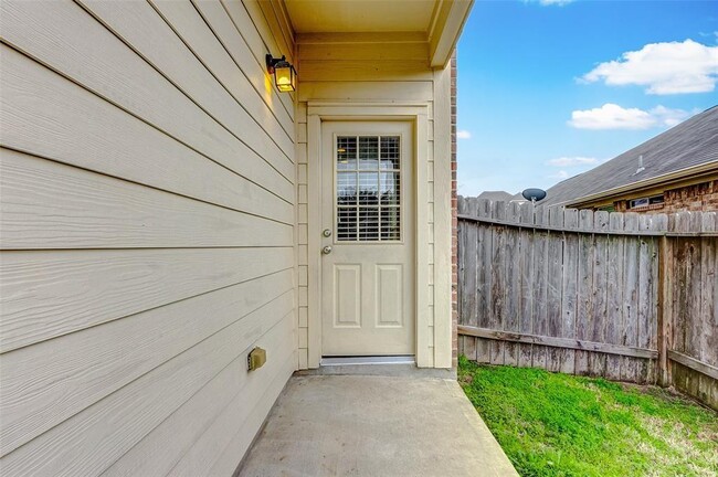 Building Photo - 22402 Lavaca Ranch Ln