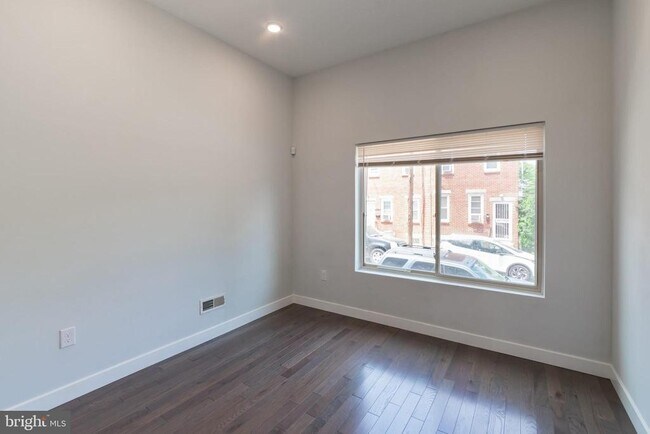 Building Photo - 1755 N Marshall St